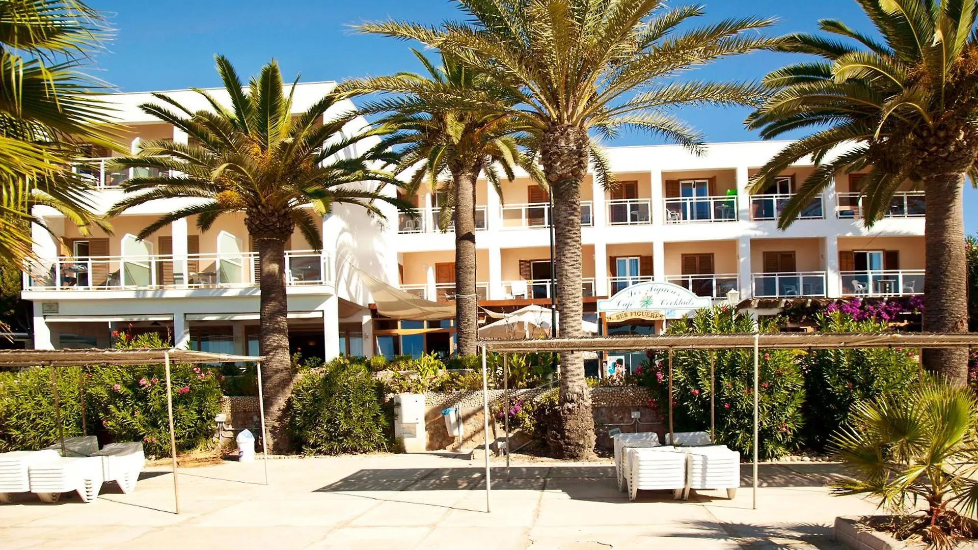 Hotel Ses Figueres contacts